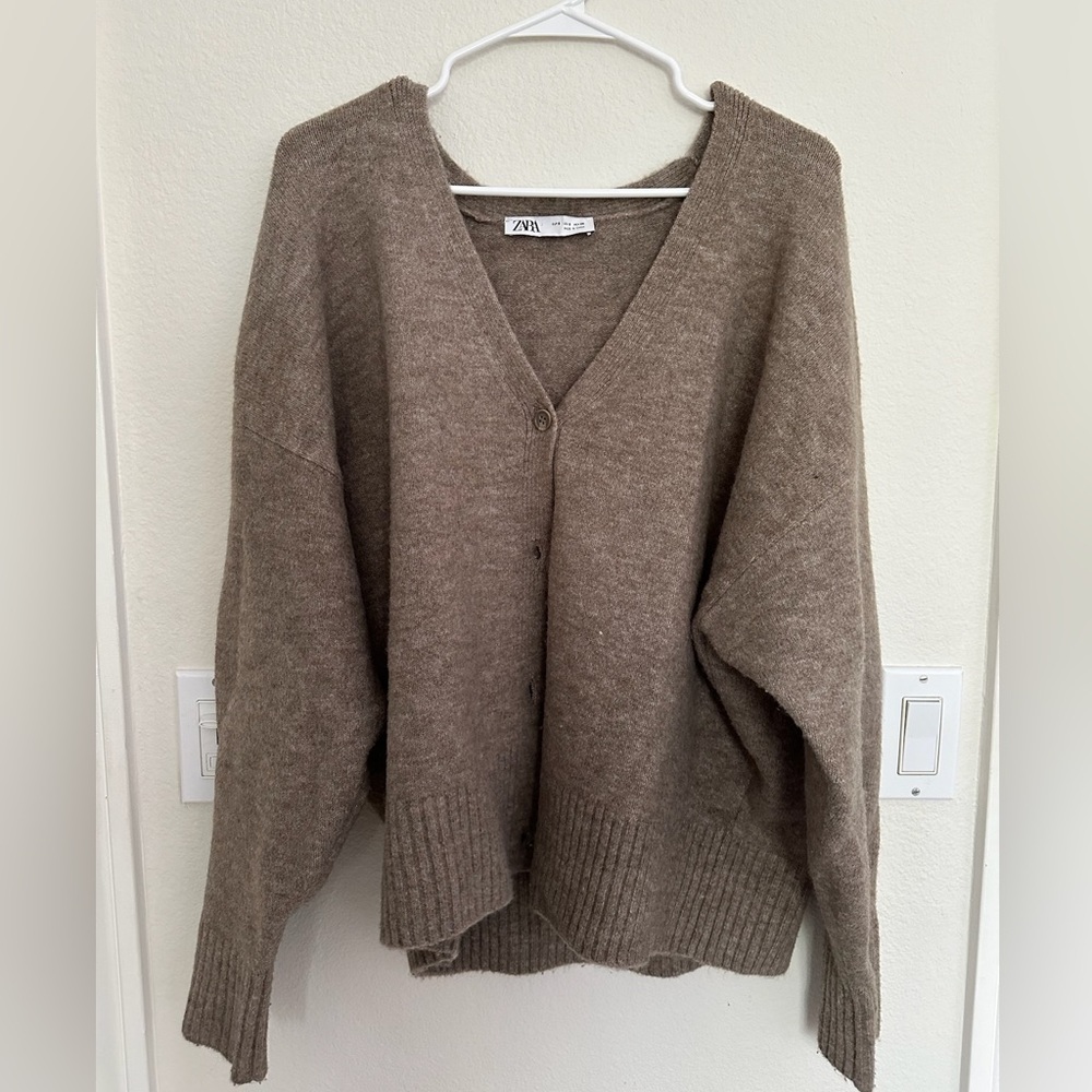 Zara Women's Tan Cardigan Sweater